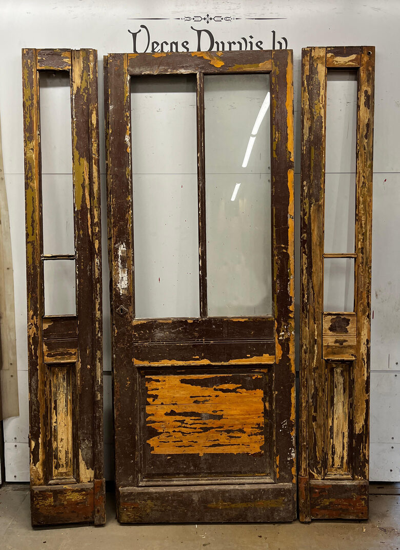 Masīvkoka pildiņa durvis ar stiklu - Nr. 213, 214,  215. Izmērs 32 + 86 + 32 cm x 221 cm, biezums 4.5 cm