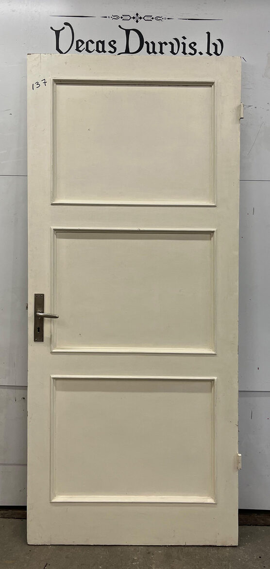 Nr.137, izmērs 91,5 x 218 cm, biezums 4.5 cm